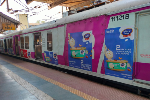 railway-advertising-2